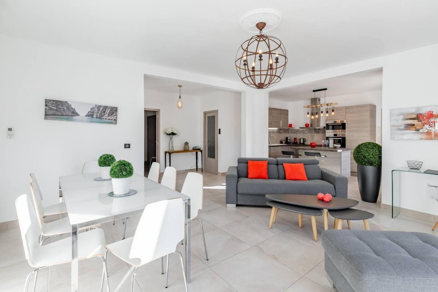 L'Angeannie Villa Roquefort-la-Bédoule Exteriör bild
